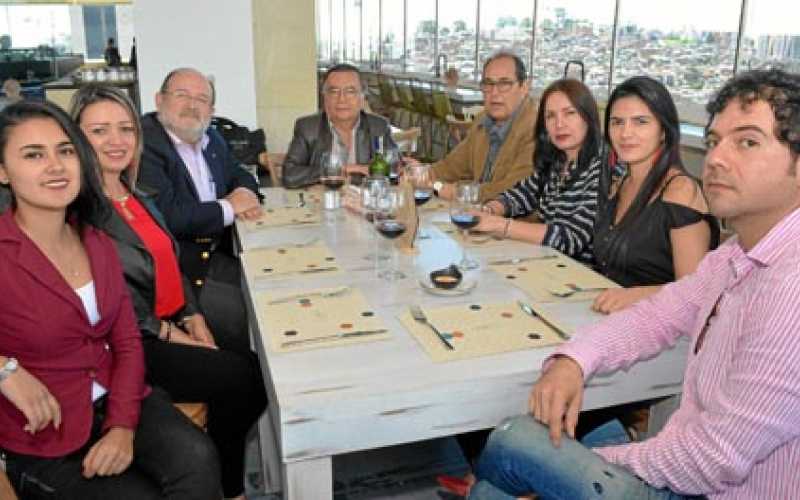 Lina María Salazar López, Andrea Muñoz Loaiza, Juan Luis Gómez Colomer, César Augusto López Londoño, Fernando Velásquez Velásque