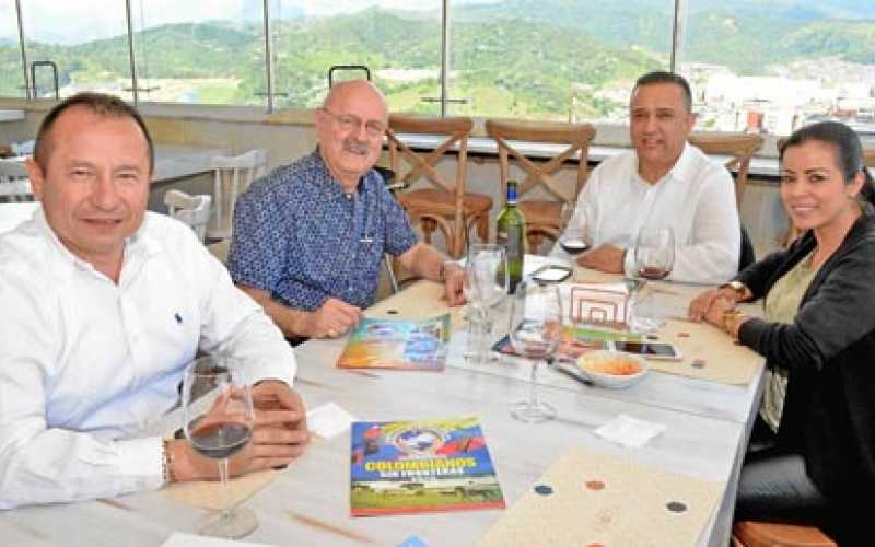 Carlos Torres López, Guillermo Piernagorda Gutiérrez, José Orlando Alzate y Jackeline Chica Gómez.