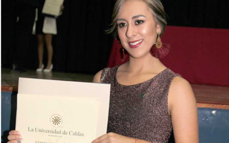Vanessa Llano Rivera, celebró junto a su familia en una comida en el restaurante L’Atelier.