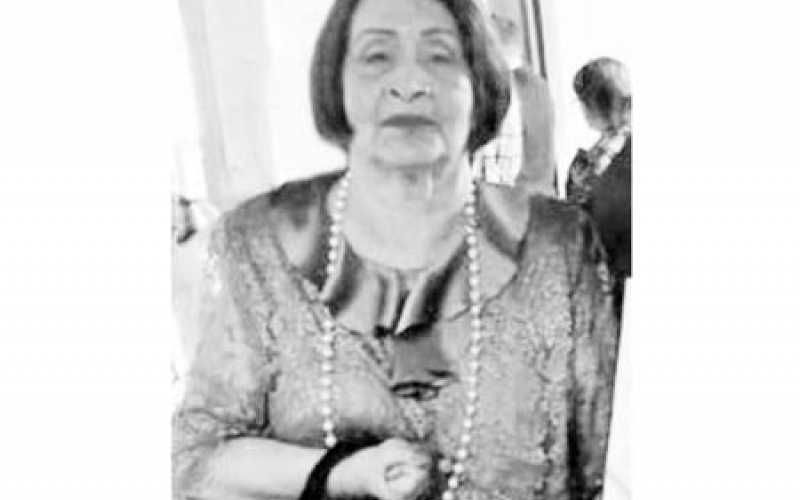 AMPARO CASTRO DE BURITICA.