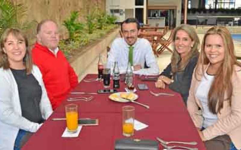 Foto | José Fernando Tangarife | LA PATRIA María José Martínez Arredondo, Andrés Arredondo Vanegas, Ligia Vanegas Villegas, Luis