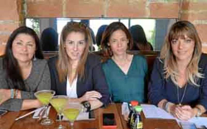 Cristina Villegas Marín, Patty da Silva Castro, Natalia Palacio Jaramillo y Margarita Arango Villegas.