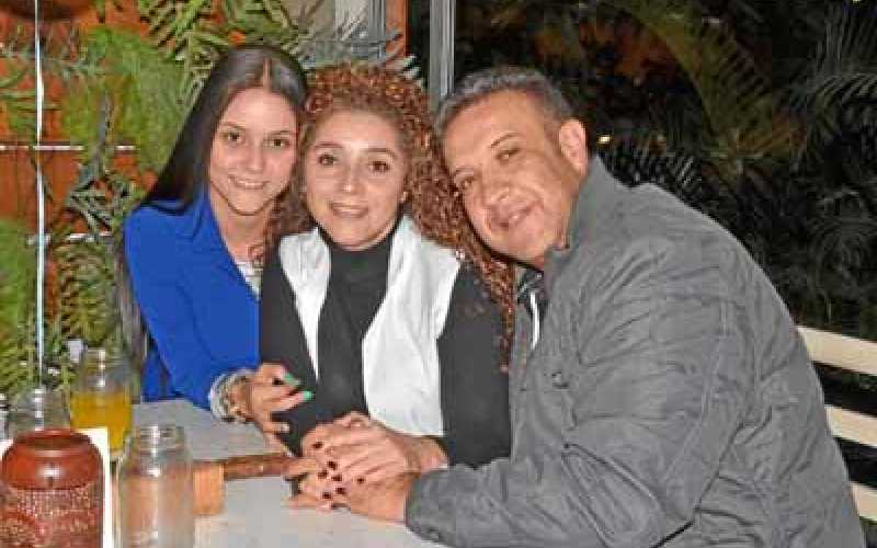 Daniela Parra Castaño, Claudia Patricia Castaño Alzate y Julián Mauricio Mejía Sánchez