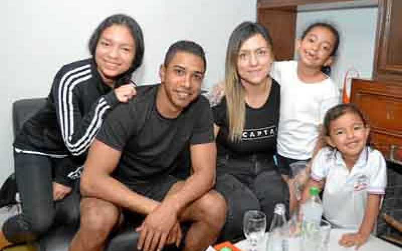 María Alejandra Cuadrado Mosco, José Cuadrado Romero, Estefanía Mosso Vargas, Antonella Cuadrado Mosso y Sofía Cuadrado Mosso.