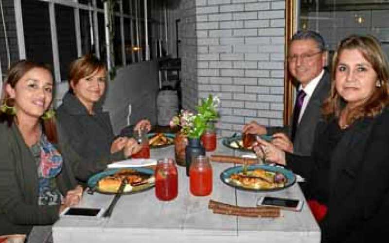 Paula Andrea Serna Murillo, Blanca Cecilia Largo Hernández, José Édgar Valencia Sánchez y María Eugenia Gómez Valencia.