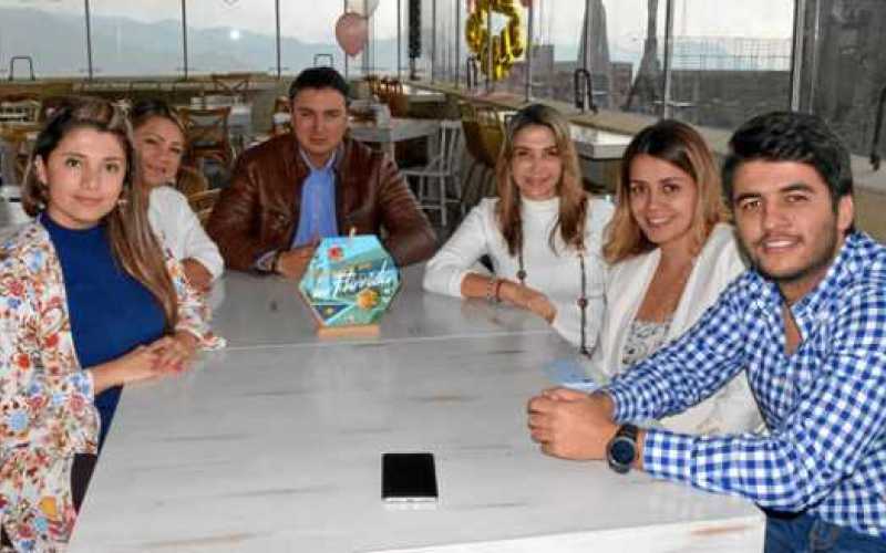 Lina Delgado Ocampo, Fidelina Martínez, Juan Carlos Piedrahíta Ocampo, Julieta Toro Gómez, Ana María Gómez Muñoz y Juan David Sa