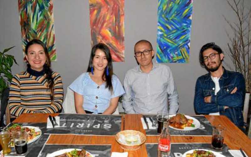 Jenny Gómez Cabrera, Judy Gallego Vargas, Alejandro Valencia Correa e Ignacio Villamil Caicedo.