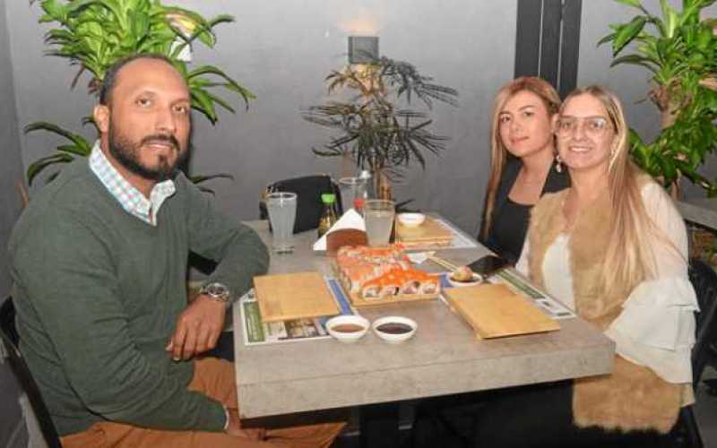 Carlos Vizcaíno Olivella, Mauren Alzate Franco y Angélica Hoyos Hernández.