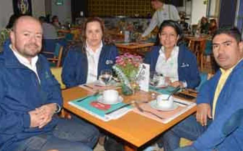 Rodrigo Fernández Ortiz, Martha Molina Urrea, Estelia Morales Orostegui y Juan Manuel Castro Cárdenas.