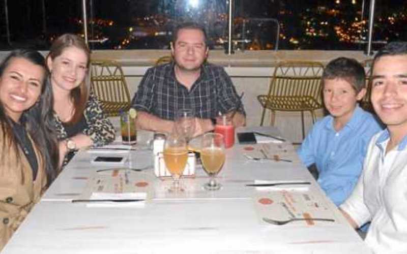 Érika Botero Santa, Silvia Álvarez Serrano, Sebastián Aristizábal Hurtado, Samuel Aristizábal Ríos y Carlos Mejía Arias.