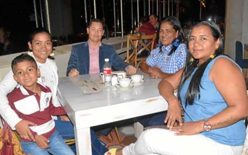 Luis Ángel Escobar de León, Julieth de León Torres, Roberto Carlos Mejía Restrepo, Eneris Herrera Brochero y Josefa Torres Gutié