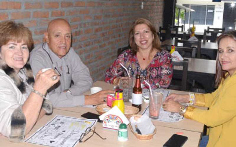 María Deisy Quintero Rondón, Mario Mejía Valencia, María Eugenia Bedoya Marín y Ligia Cadavid de Bedoya