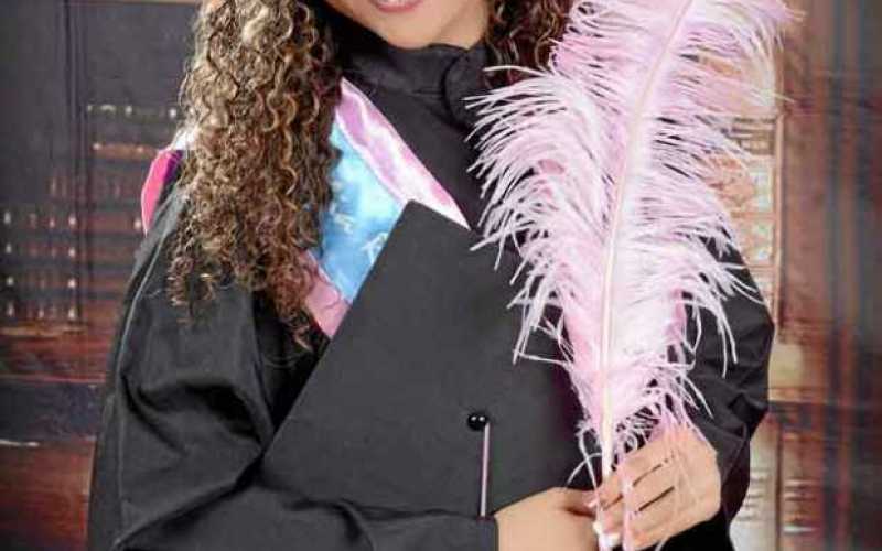 Para celebrar el grado de María José sus padres, Germán y María Liliana, ofrecieron una comida en el restaurante Kitchen Republi