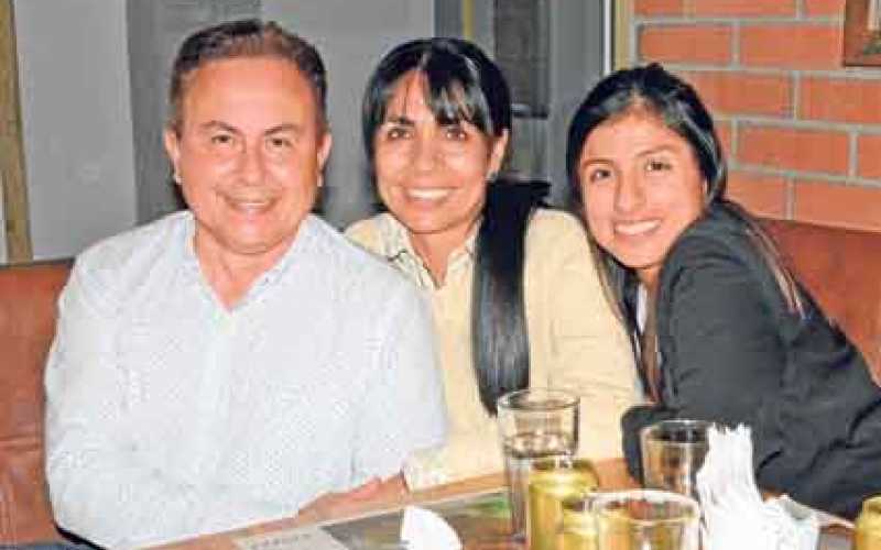 Jairo Ortiz Valencia, María Pía Marín Gutiérrez y María Antonia Ramírez Marín.