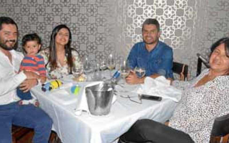 Juan Manuel Muñoz MaCausland, Joaquín Muñoz Aranda, Mariana Aranda Correa, Jorge Aranda Correa y Amanda Correa Ramírez.