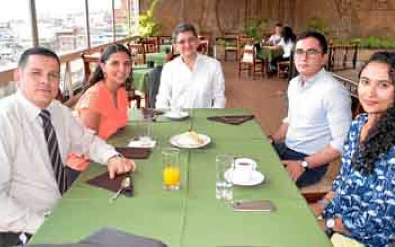 Ferney Valencia Valencia, Ana María López Soto, Carlos Augusto Jaramillo Parra, Samuel Yazo Ramírez y Marisol González González.