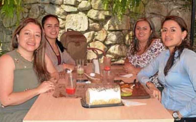 Diana Álvarez Márquez, Alejandra Toro Valencia, María Suárez Millán y Carmen López Ávila.