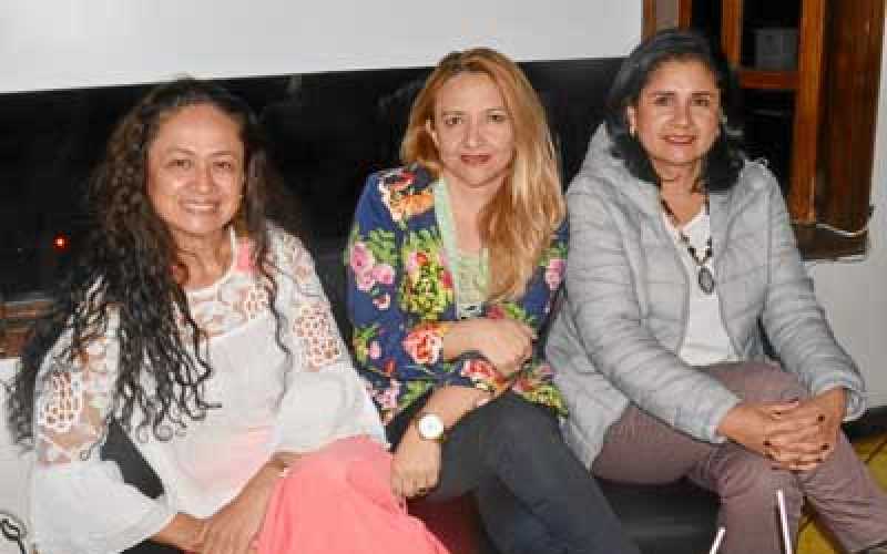 Liz Ximena Echeverry Sánchez, Martha Cecilia Gómez Londoño y Eliana Fontalvo López.