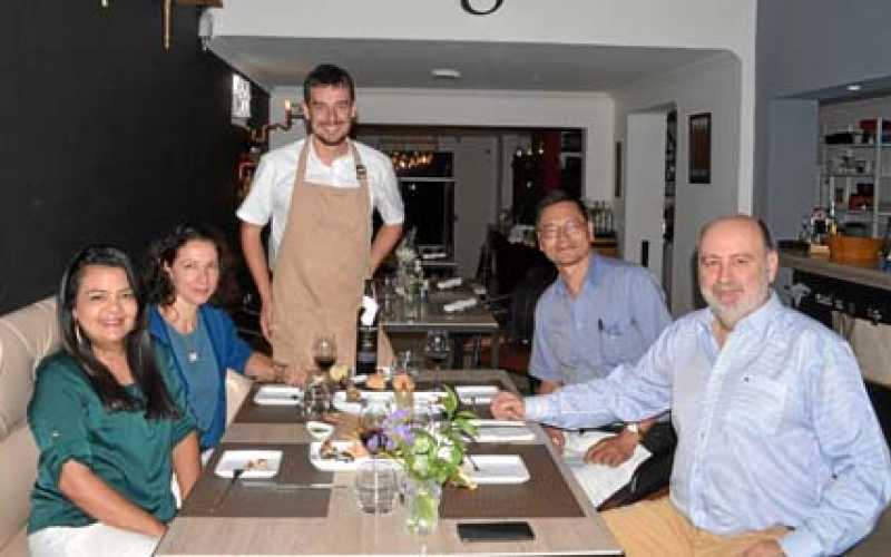 Mónica Salazar Salazar, Martina Schafer, Alexandre Burgy, Mauricio Marín Marín y Ángel Labrador Domínguez.