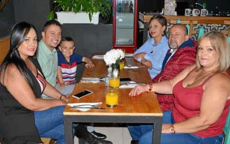 Claudia Valencia, Yeison David Vanegas Sánchez, Federico Vanegas Valencia, Martha Lucía Sánchez Gutiérrez, Álvaro Abdulio Vanega