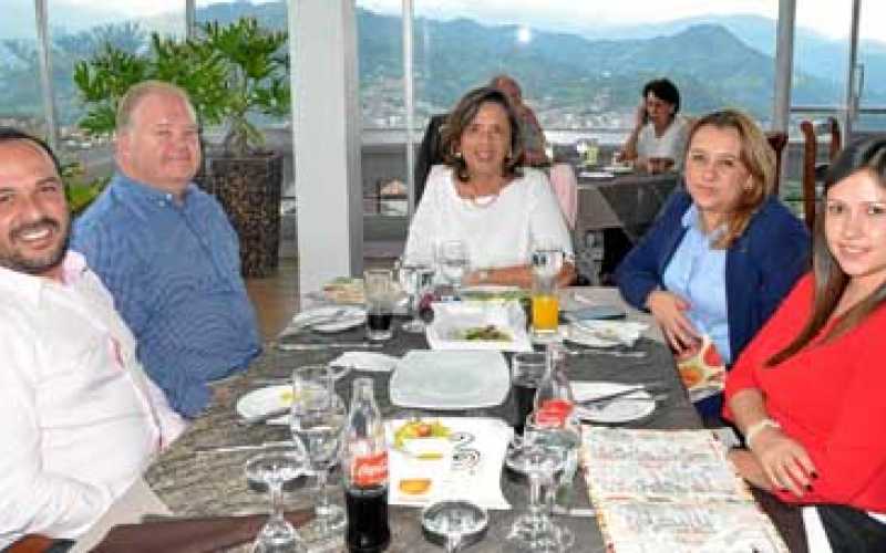 Andrés Sánchez Rodríguez, Alejandro Roldán Patiño, María Emilia Mejía Uribe, Diana Marcela Marulanda Arias y Lina Ortiz Villalob