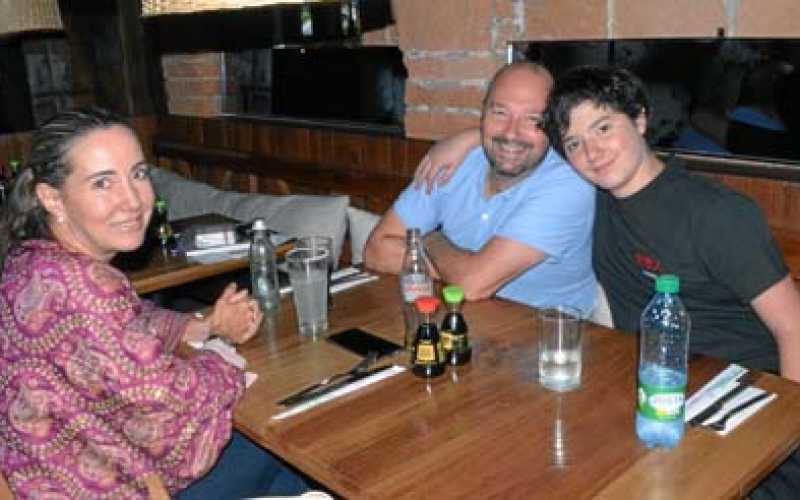 Ana María Estrada Botero, Eduardo Castaño y Mateo Castaño.