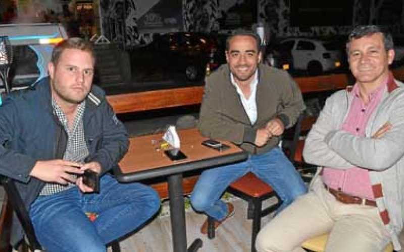 Esteban Aristizábal Villa, Aníbal Martínez Romero y Ramiro Yepes Martínez.