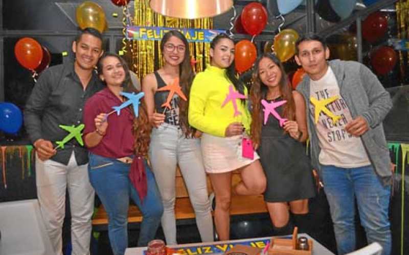 Daniel Ramírez Castro, Valeria Vizcaya Orozco, Laura Meza Ortiz, Laura Camila González Montes, Yan Fen Yu Chen y Mauricio Gómez 