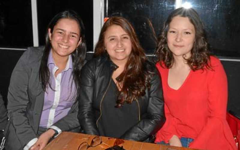 Daniela Ávila Jiménez, Manuela Castellanos Castillo y Melissa Moreno Naranjo.