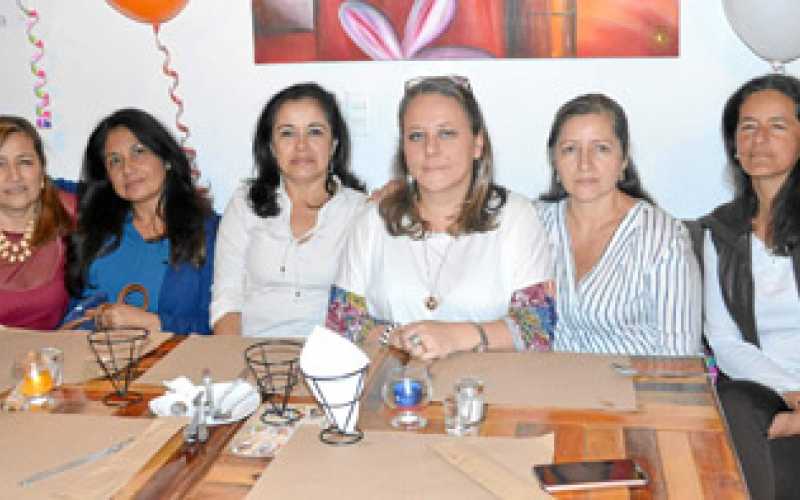 María Nancy Hincapié Montes, Carmenza Alvarán Galvis, Claudia María Chiquito Romero, Elsa Victoria Restrepo Jaramillo, Blanca Ru