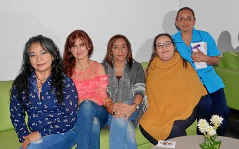 Aceneth Jiménez Mogollón, Patricia Giraldo Arcila, Gina Arango Calderón, Luisa Fernanda Ramírez Orozco y Gloria Nancy Mazo Londo