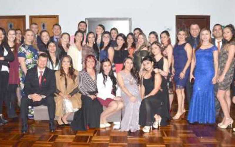 Asistentes a la conmemoración de los 10 años de la IPS Neurología Integral de Caldas.