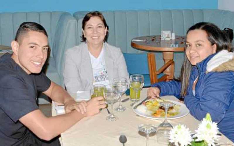 Sebastián Cárdenas, Martha Lucía Piedrahíta Salazar y Karen Juliet Jiménez Gómez.