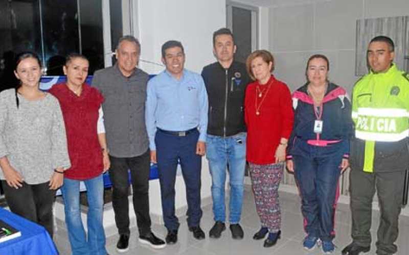 Carolina López Nieto, Ana Muñoz Muñoz, Jorge Cano, Sergio Alejandro Muñoz Muñoz, Carlos Hoyos Mejía, Fanny Parra de Arévalo, int
