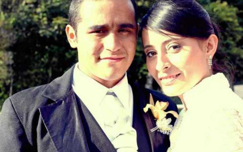 Cristian David Pérez Holguín y su esposa, Luisa Fernanda Giraldo Cardona, celebraron su octavo aniversario agradeciendo a Dios p