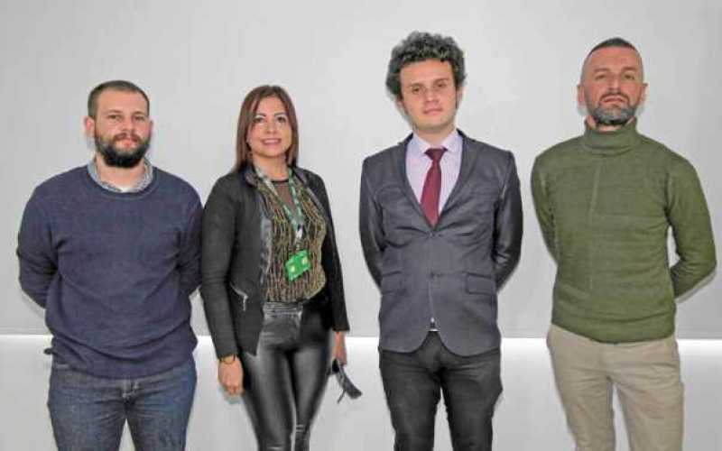 Foto / Argemiro Idárraga / LA PATRIA Miguel Maya, docente; Diana Castañeda, directora; Santiago Castro, rector, y Julián Gallo, 