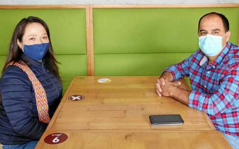 El restaurante La Farfalla fue el elegido por Constanza Peralta Castaño y Fredy García Hoyos para compartir un almuerzo laboral.