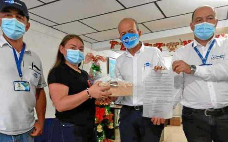 Empocaldas hizo un reconocimiento a los funcionarios del departamento de manera virtual. En especial a Henry Alberto Giraldo, de