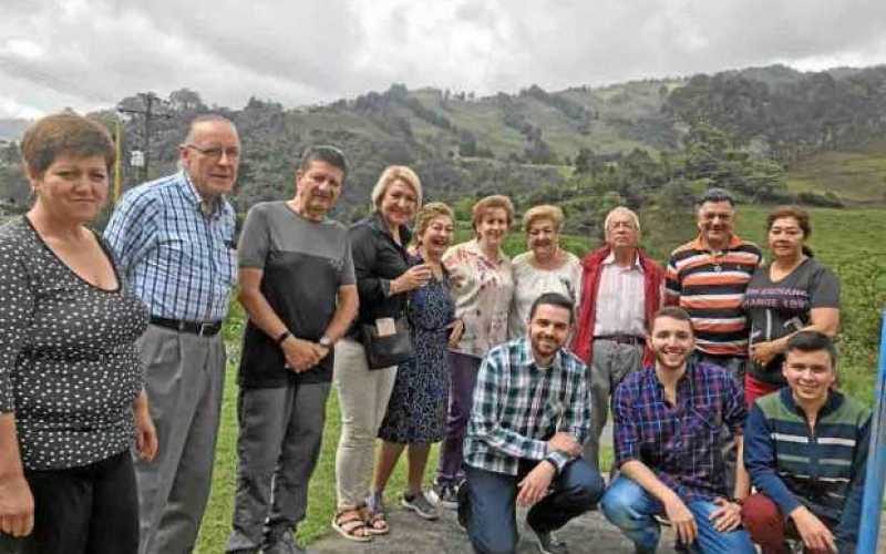 Nelly, Marina y Amanda Salazar Mejía viven en Atlanta (Estados Unidos) y estuvieron de visita en su natal Manzanares. Allí se re