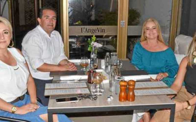 Natalia Ramírez Nieto, Jorge Luis Ramírez Agudelo, Beatriz Betancur Hernández y Alejandra Ramírez Nieto.