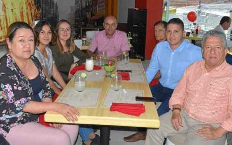 Marleny Urrego García, Laura Ospina Urrego, Carolina Ospina Urrego, Rubén Darío Ospina Isaza, Wilmar Villa Vargas, Crhistian Gir