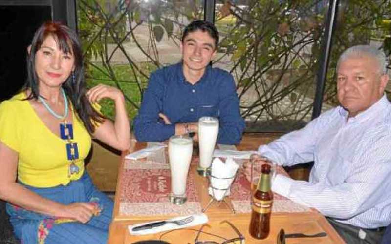 Patricia Gallego Grajales, Juan David Santa Gallego y Gustavo Jiménez Velásquez.