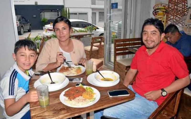 Alejando Osorio Arango, Valentina Naranjo Castaño y Julián Osorio Rodríguez. 
