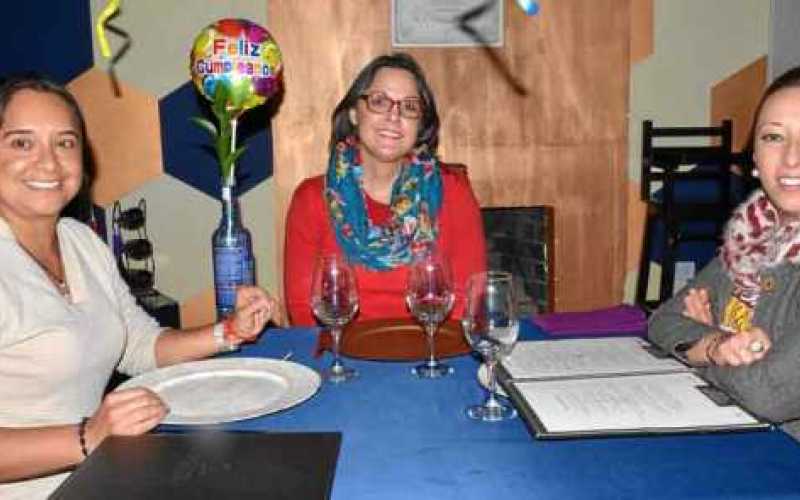 Laura Isabel Echavarría Pulido, Héléne Merlette y Marcela Echeverri Henao.