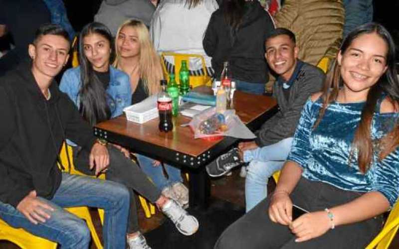 Mateo Montoya Quintero, Naudys Montoya Hernández, Antonella Barreto López, Santiago Ocampo Rubio y Paula Valentina Peña Ramírez.