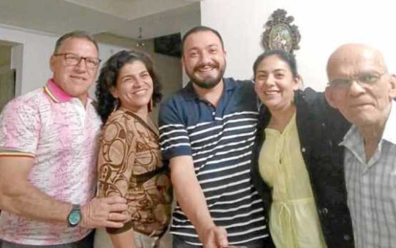 Nicolás Gómez, Adriana Castaño, Cristian Quintero, Luz Edith Narváez y Fabio Castaño.