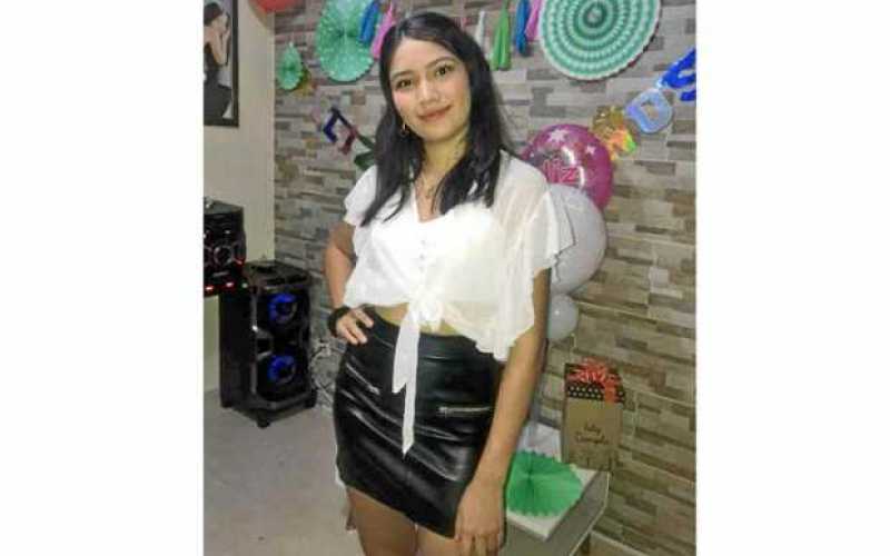 Leris Yohana Álvarez Vega.