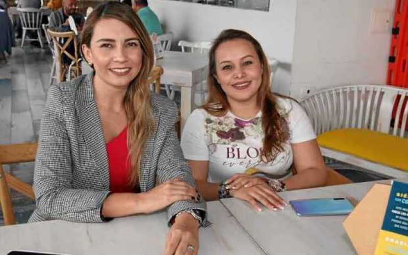 Natalia Gutiérrez y Carolina Samper.