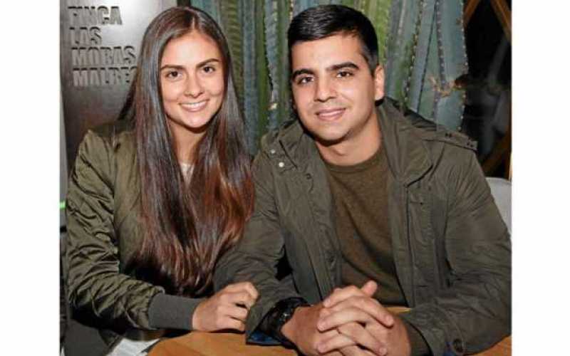 Foto/Argemiro Idárraga/LA PATRIA En el restaurante Cortesana se reunieron Paola Restrepo Taleb, y José Federico Botero Duque.
