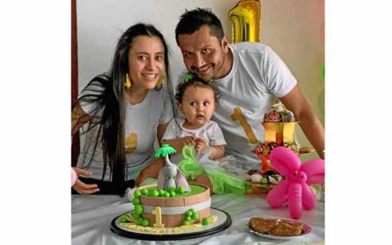 Foto | Cortesía / LA PATRIA Francy Julieth Hurtado Villegas y David Eduardo Echeverri Mahecha celebraron el primer año de su hij